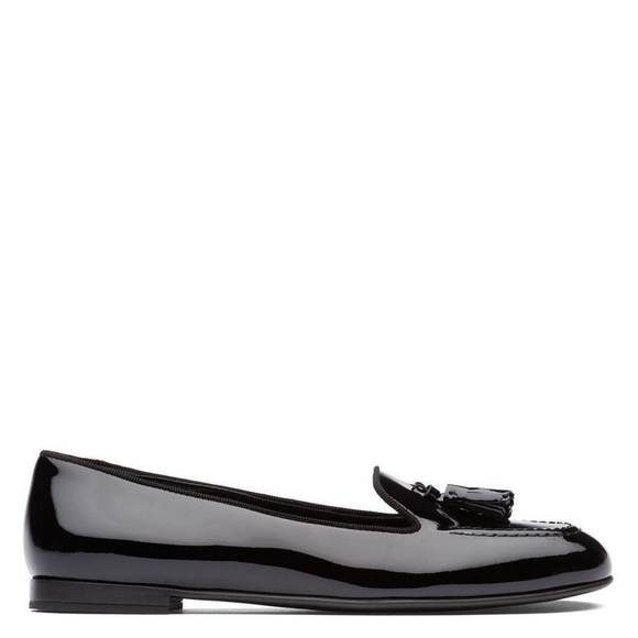Church’s Nina Tassel Patent Leather Flats/Loafers in Black. Size 39 US size 8 - Picture 2 of 10